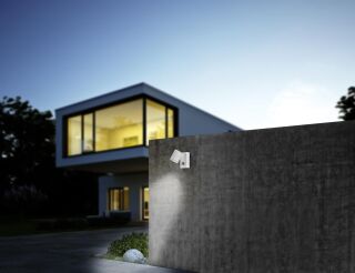 Part Aluminium Wandleuchte mattweiß mit...