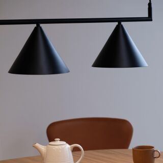 Dyberg Larsen Cone Pendelleuchte schwarz