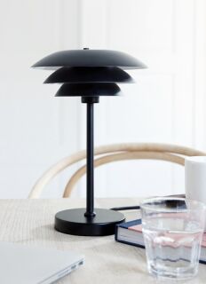 Dyberg Larsen DL20 Tischleuchte schwarz