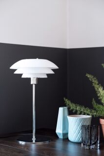 Dyberg Larsen DL31 Tischleuchte opal chrom