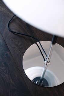 Dyberg Larsen DL31 Tischleuchte opal chrom