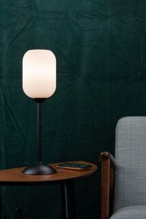 Dyberg Larsen Riflet Tischleuchte opal schwarz