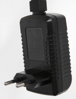 Steinhauer Stehleuchte Retina LED schwarz