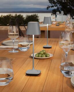 Leonardo Capri Akku LED Tischleuchte grau