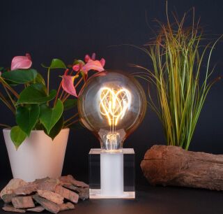 Sompex Cubic Tischleuchte transparent mit Herz Filament Leuchtmittel