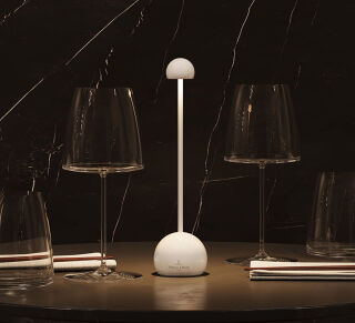 Villeroy & Boch Elba RC Akku LED Tischleuchte gold gebürstet