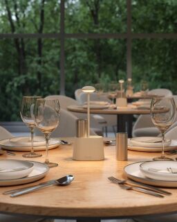 Sompex Heureca Akku-Tischleuchte sand