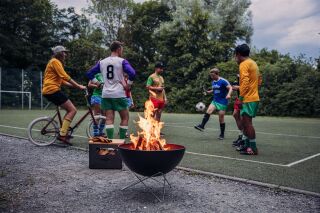 BOWL 57 Feuerschale mit Sternfuß